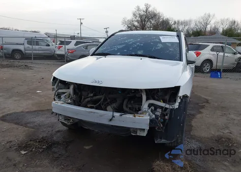 2014 Jeep Compass High Altitude из США, поврежденный, VIN 1C4NJCEA1ED757639